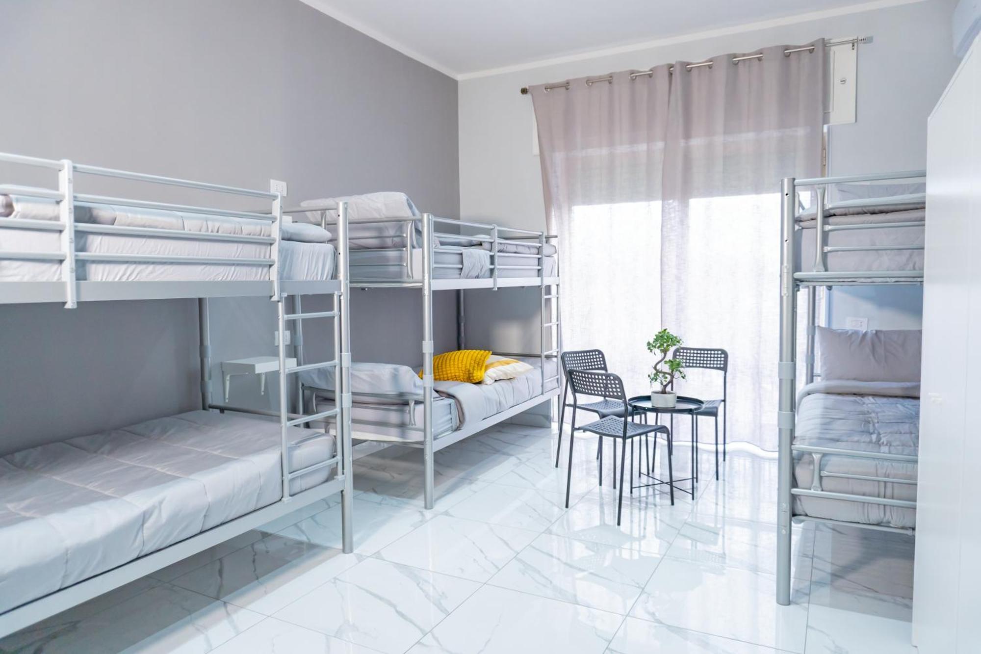 Hostel Partenope Naples Exterior photo